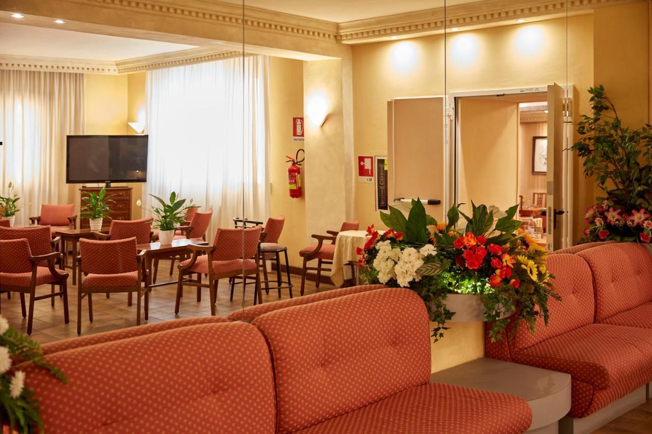 Hotel Plaza Tabiano Terme Kültér fotó