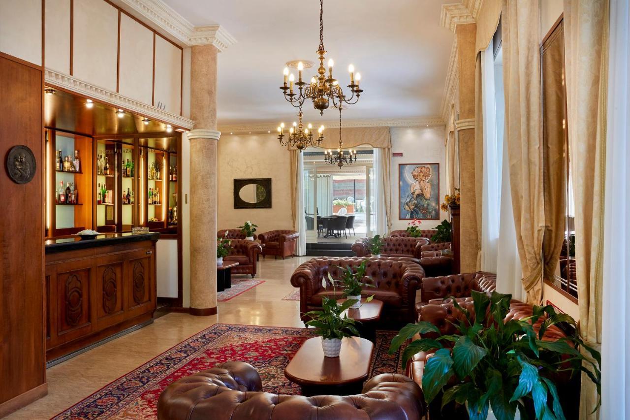 Hotel Plaza Tabiano Terme Kültér fotó